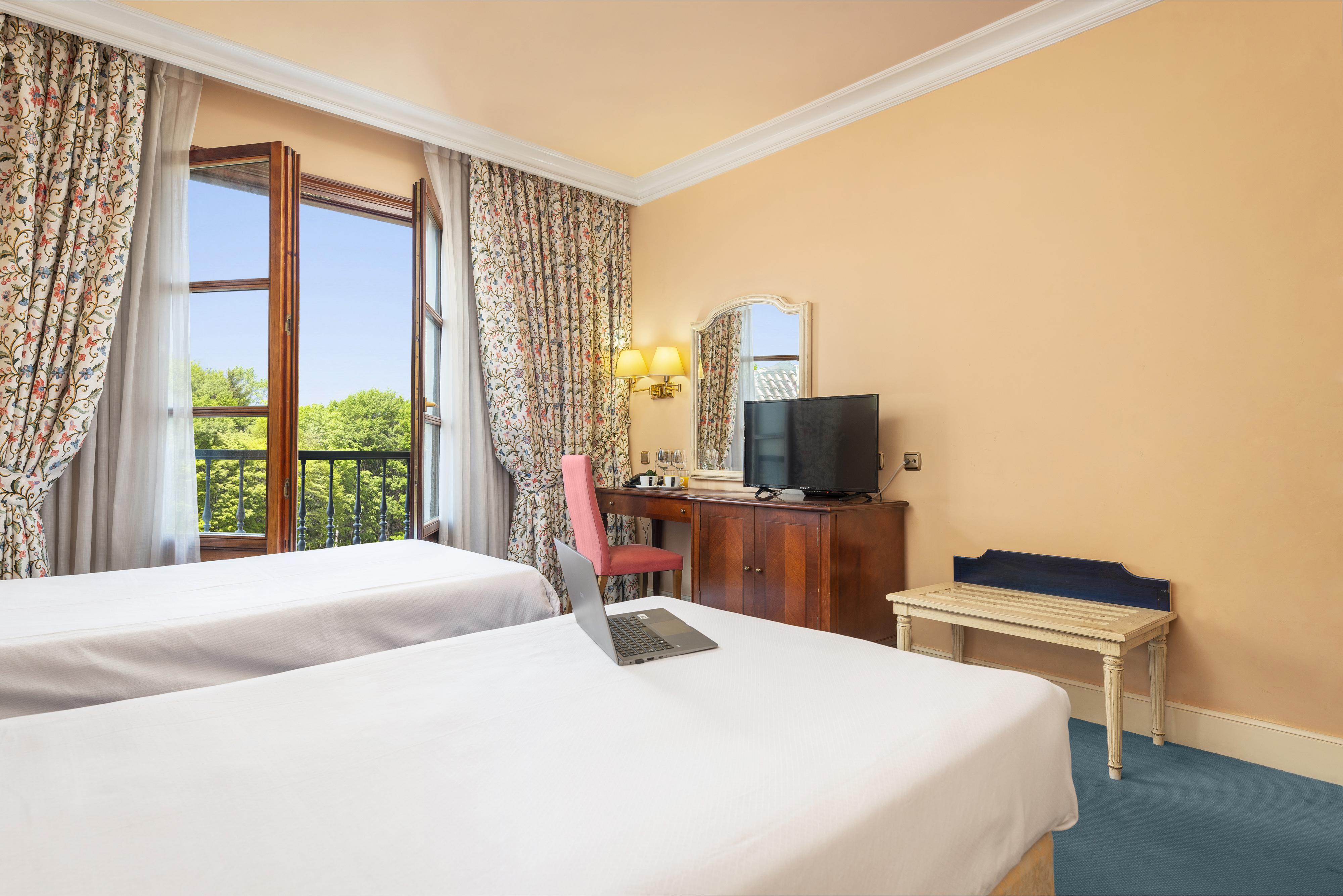 Tryp Bilbao Sondika Hotel Exteriér fotografie