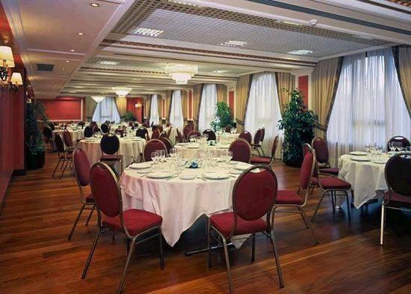 Tryp Bilbao Sondika Hotel Restaurace fotografie